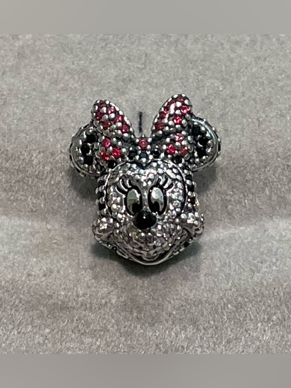 Pandora Pave’ Mini Mouse 2015 Limited Edition